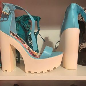 Wild diva chunky heel